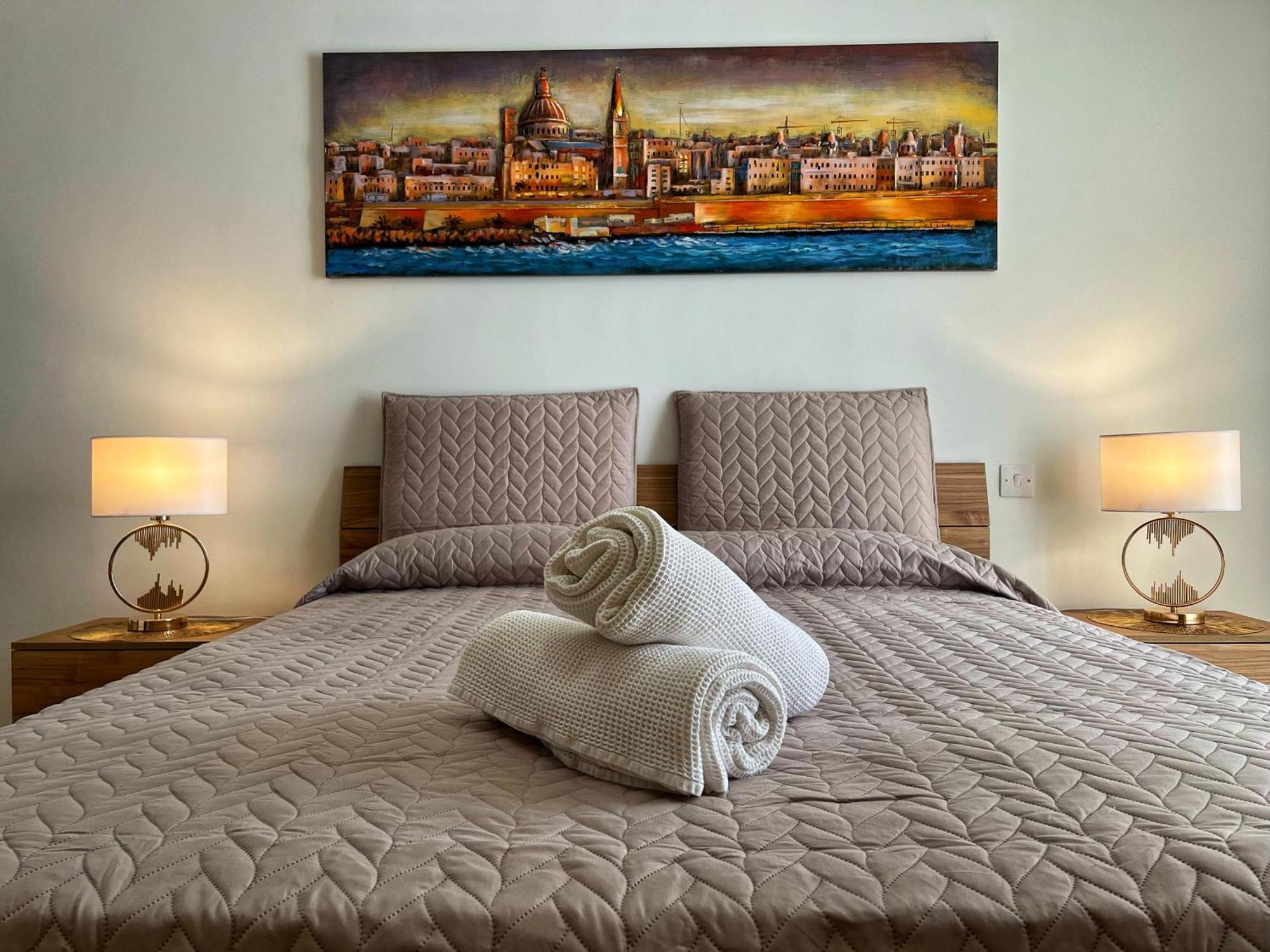 Charming Two Bedroom Apartment Pieta Exterior photo
